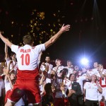 Poland’s Mariusz Wlazly celebrate after awarding ceremony